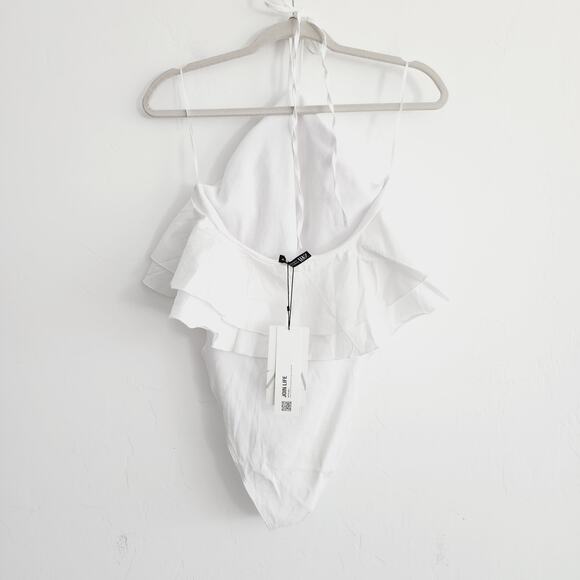 Zara White Ribbed Halter Bodysuit Top with Large Ruffles 100% Cotton Size Medium - Picture 4 of 9